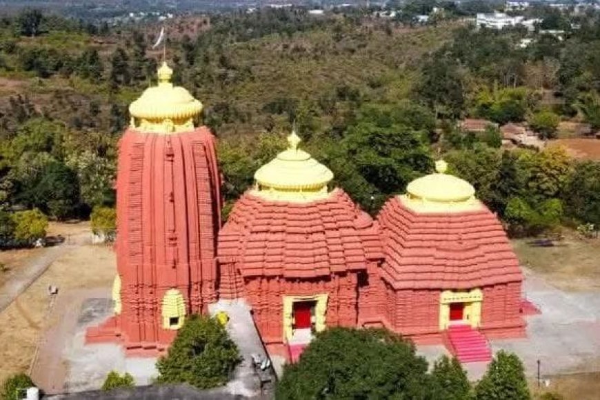 चिरमिरी-के-जगन्नाथ-मंदिर-का-अद्वितीय-डिज़ाइन-और-सुंदर-वास्तुकला-श्रद्धालुओं-को-करती-है-विशेष-रूप-से-आकर्षित