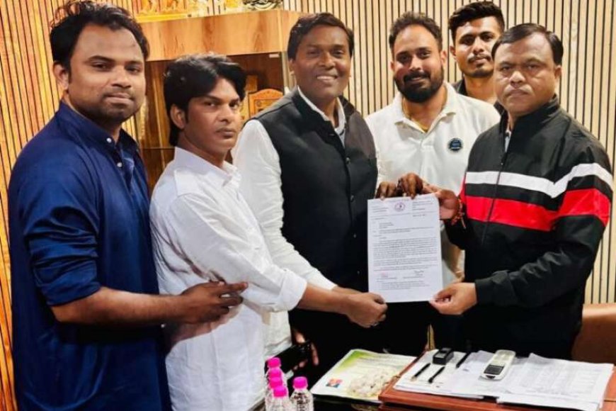 cg-नगरीय-निकाय-चुनाव-2025-:-जोगी-कांग्रेस-ने-congress-को-दिया-समर्थन,-pcc-चीफ-दीपक-बैज-को-सौंपा-समर्थन-पत्र