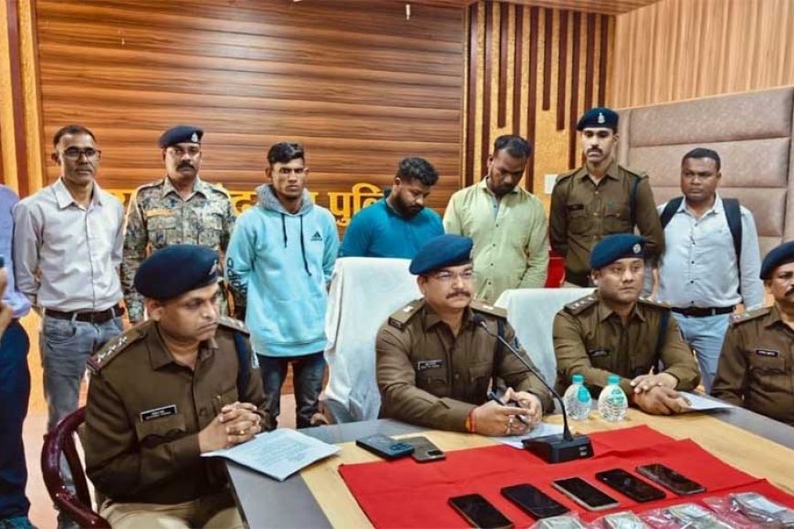 शोरूम में 7 लाख की सेंधमारी कर महाकुंभ में लगाई डुबकी