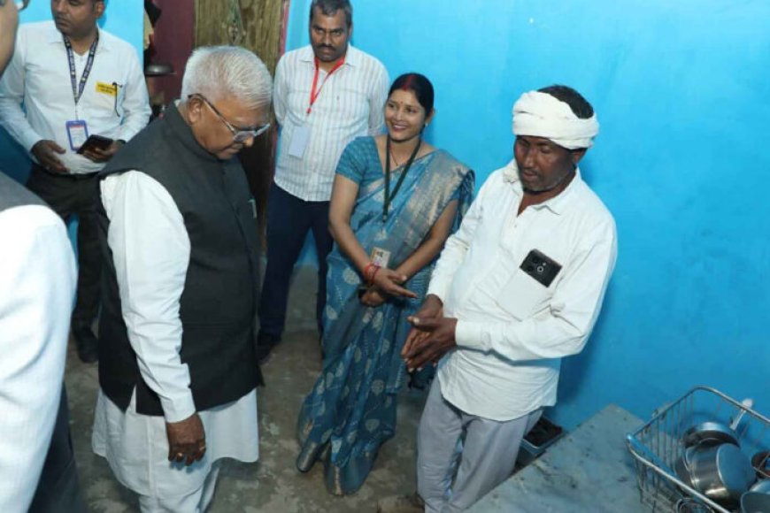 जीवन-में-प्रगति-के-लिये-शिक्षा-सबसे-महत्वपूर्ण-:-राज्यपाल-पटेल