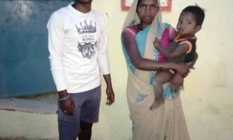 बिरहोर परिवार की 3 महिलाओं को मिल रहा है महतारी वंदन का लाभ, घर के मुखिया को मिला पक्का आवास
