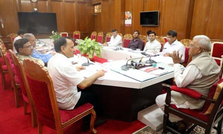 रेडक्रॉस-इकाइयों-के-निर्वाचन-की-हो-नियमित-व्यवस्था-:राज्यपाल-पटेल