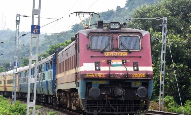 यशवंतपुर-गया-समर-स्पेशल-ट्रेन,-इटारसी-सतना-समेत-इन-स्टेशनों-पर-चढ़-सकेंगे-यात्री