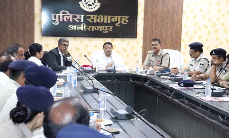 इंटर-ऑपरेबल-क्रिमिनल-जस्टिस-सिस्टम-(icjs)-के-अंतर्गत-विभागीय-समन्वय-हेतु-संयुक्त-जिला-स्तरीय-कार्यशाला-का-आयोजन