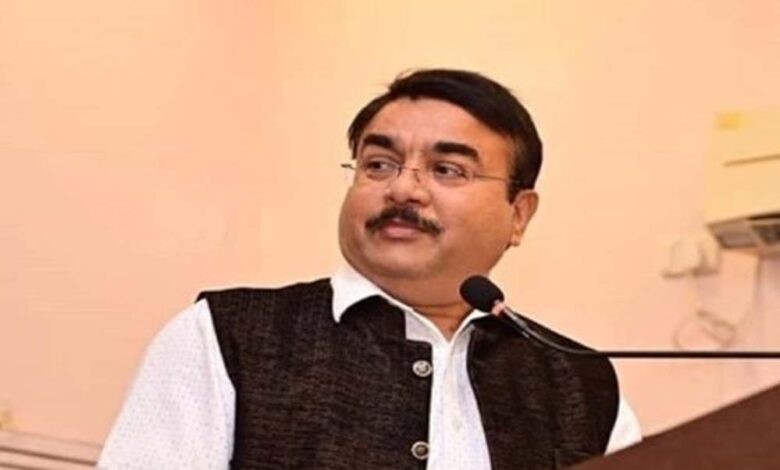 भोपाल-नवाब-को-बताया-‘गद्दार’,-मंत्री-बोले-उसके-नाम-पर-जगहों-के-नाम-बदलें