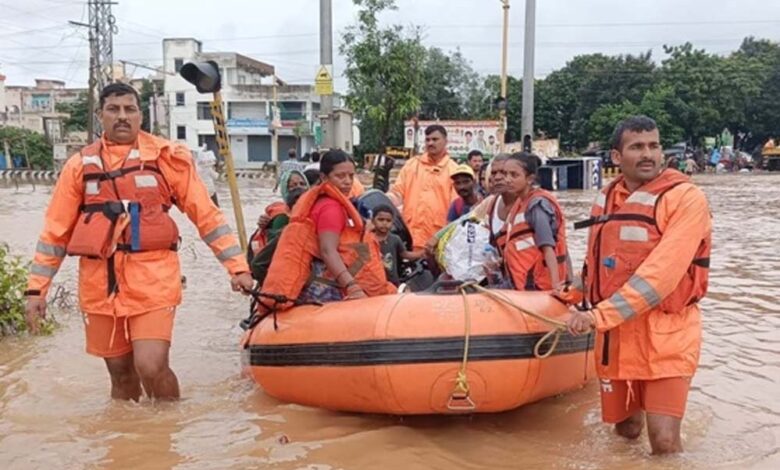 अति-वृष्टि-एवं-बाढ़ग्रस्त-क्षेत्रों-में-बचाव-और-राहत-कार्य-युद्ध-स्तर-पर-जारी-:-मंत्री-विजयवर्गीय