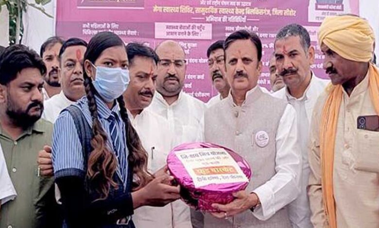 अस्पतालों-में-की-जाएगी-2,000-विशेषज्ञ-डॉक्टर्स-की-भर्ती-:-उप-मुख्यमंत्री-शुक्ल