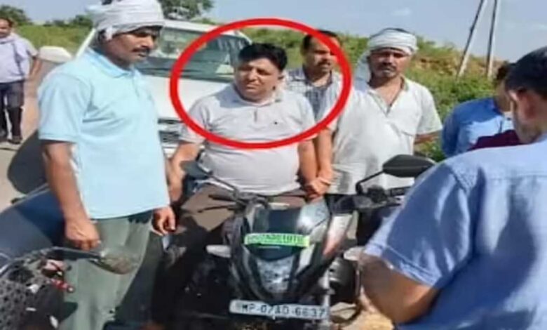शिवपुरी-में-लोकायुक्त-की-कार्रवाई,-फॉरेस्ट-गॉर्ड-रिश्वत-लेते-गिरफ्तार