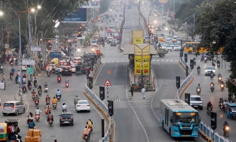 इंदौर-में-12-साल-बाद-brts-कॉरिडोर-की-विदाई,-बुधवार-से-शुरू-होगा-तोड़ने-का-काम