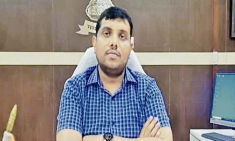 मतदाता-सूची-अपग्रेड-में-लापरवाही:-भोपाल-कलेक्टर-ने-चार-बीएलओ-को-निलंबित-किया