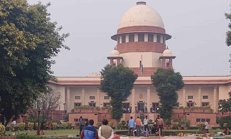 क्या-बदलने-वाले-हैं-ट्रैफिक-रूल?-सुप्रीम-कोर्ट-ने-केंद्र-सरकार-से-मांगा-जवाब