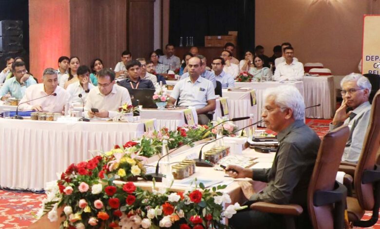 सरकारी-स्कूलों-में-शिक्षकों-की-उपलब्धता-शत-प्रतिशत-हो-:-मुख्य-सचिव-जैन