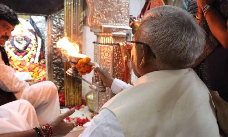 समृद्धि-के-शिखर-पर-माता-पिता,-समाज-और-देश-को-कभी-नहीं-भूलें-:-राज्यपाल-पटेल