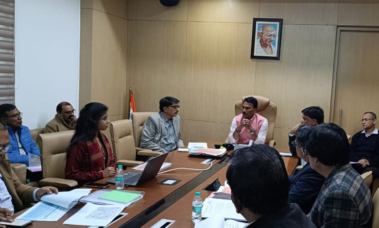 निर्माणाधीन सिंचाई परियोजनाओं का कार्य समय-सीमा में करें पूर्ण: जल संसाधन मंत्री सिलावट
