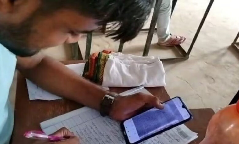 सामूहिक नकल पर एमपी बोर्ड परीक्षा निरस्त, 3 साल की जेल का सामना करेंगे परीक्षार्थी