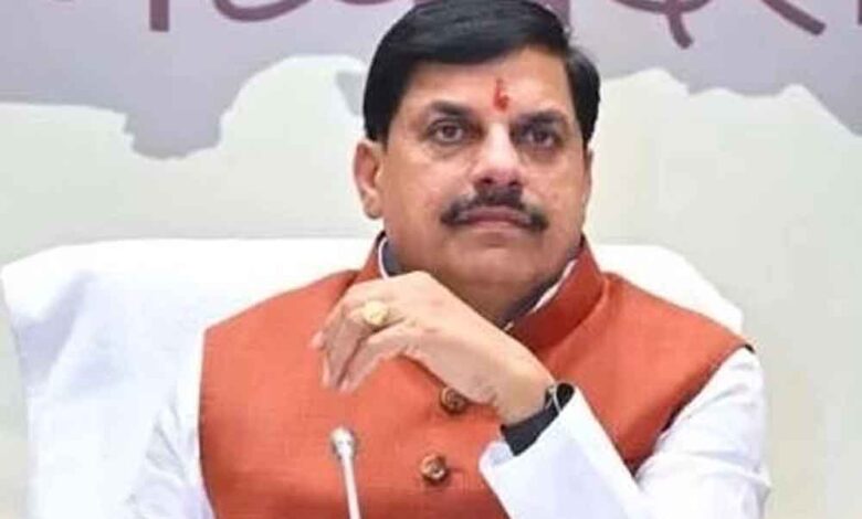 वन्य जीव और मनुष्य के बीच सह अस्तित्व की भावना विकसित करने में वनकर्मियों की भूमिका सराहनीय : मुख्यमंत्री डॉ. यादव