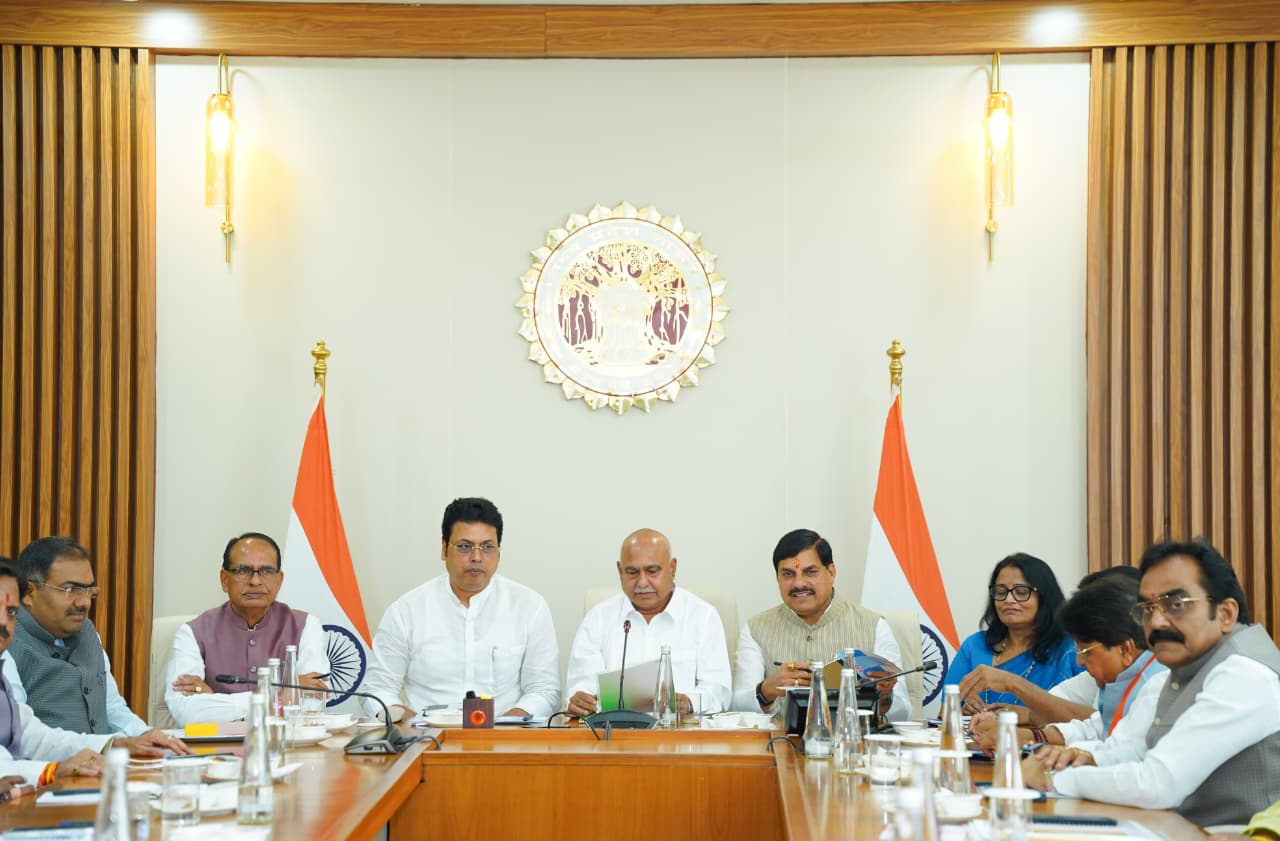 खड़गे की टिप्पणी पर भाजपा कोर कमेटी में निंदा प्रस्ताव,3 शहरों में होंगी बड़ी रैलियां